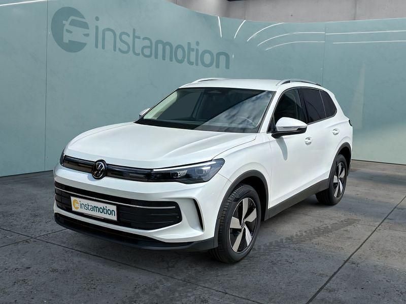Weiß Gebraucht 2024 VW Tiguan SUV | 42.849 € (Superpreis) - Bild 1/4