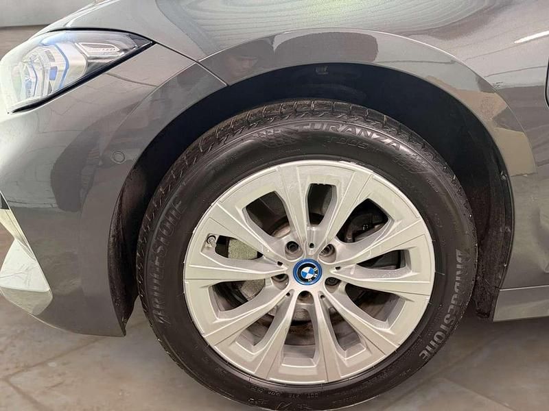 Gebraucht BMW 320e 204 PS (150 kW) 2022 Bmw individual dravitgrau Kombi