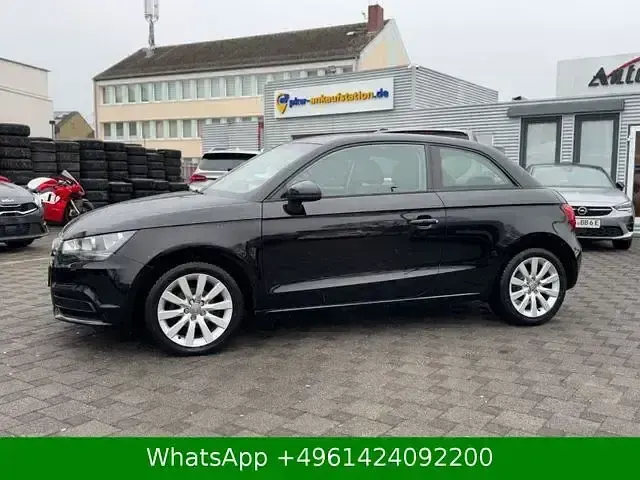 Gebraucht Audi A1 Attraction 125 PS (91 kW) 2013 Schwarz Kleinwagen
