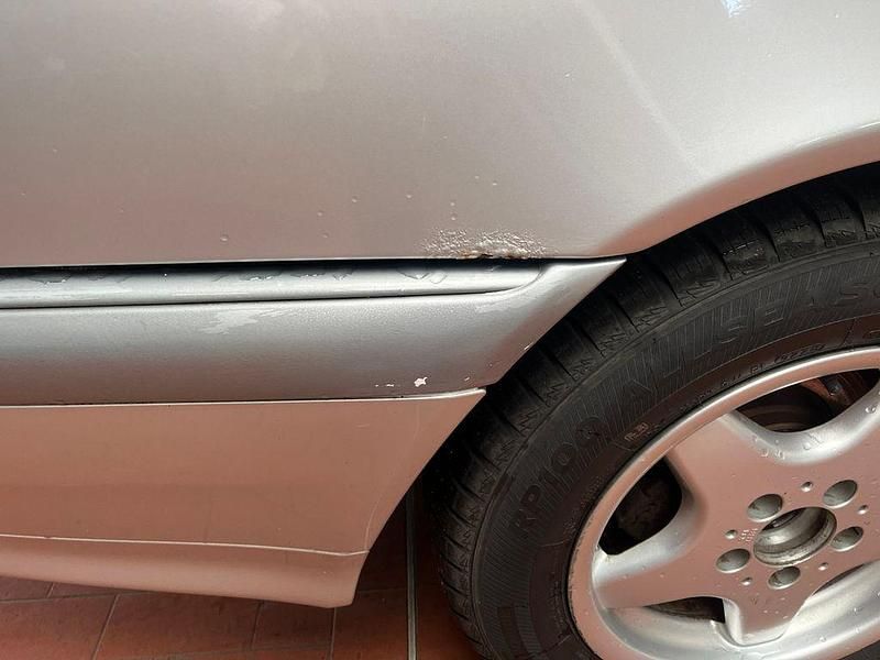 Gebraucht Mercedes C180 122 PS (89 kW) 1999 Silber Limousine