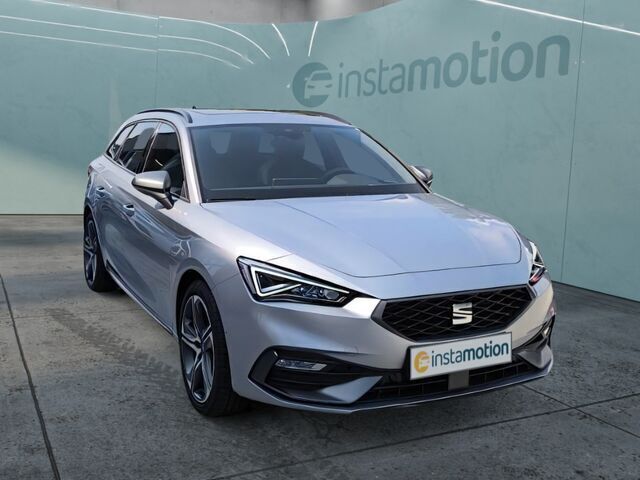 Silber Gebraucht 2024 Seat Leon FR Van / Kleinbus | 34.750 € - Bild 1/2