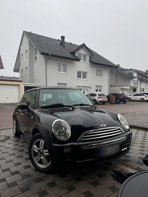 Gebraucht Mini Cooper 90 PS (66 kW) 2005 Schwarz Kleinwagen