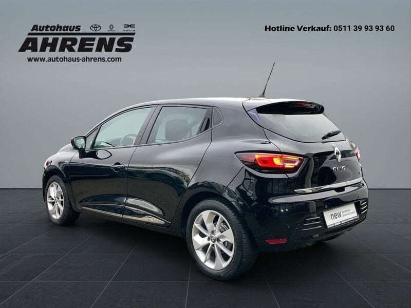 Gebraucht Renault Clio IV LIMITED 90 PS (66 kW) 2016 Sternenschwarz (metallic) Kleinwagen