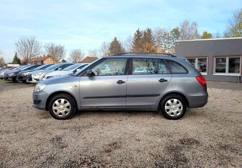 Gebraucht Skoda Fabia Cool Edition 86 PS (63 kW) 2012 Platingrau metallic Kleinwagen