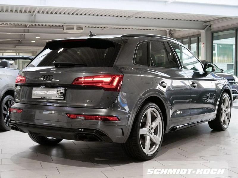 Second-hand Audi Q5 S-Line 204 CP (150 kW) 2023 Gri SUV