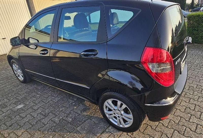 Gebraucht Mercedes A180 Avantgarde 109 PS (80 kW) 2012 Schwarz Limousine