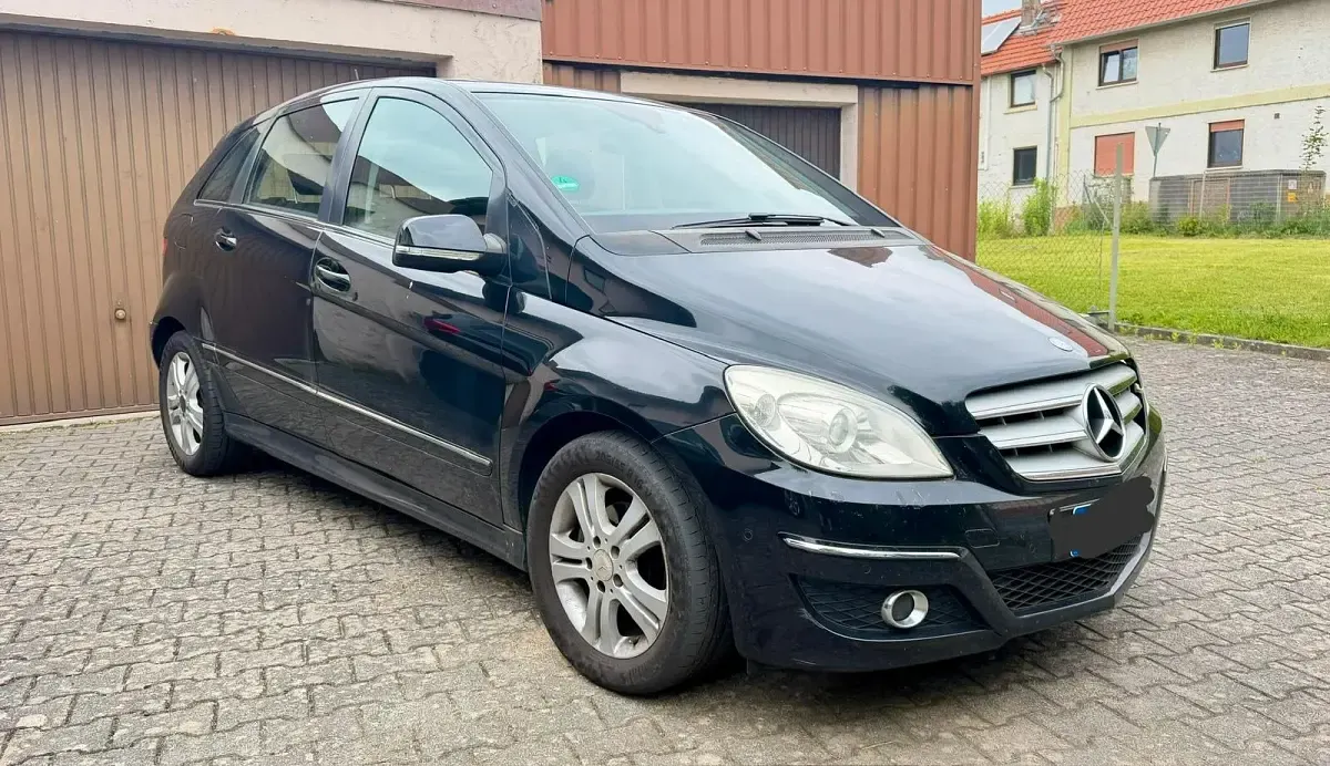 Gebraucht Mercedes B170 116 PS (85 kW) 2008 Schwarz Van / Kleinbus