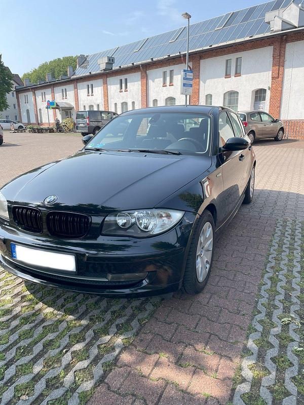 Schwarz Gebraucht 2008 BMW 118 Kleinwagen | 4.000 € (Fairer Preis) - Bild 1/4
