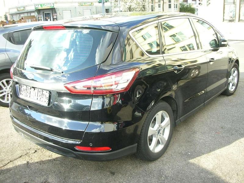 Gebraucht Ford S-MAX Titanium 150 PS (110 kW) 2016 Iridiumschwarz metallic Van / Kleinbus