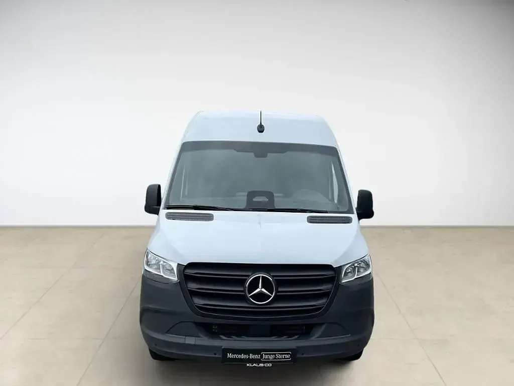 Gebraucht Mercedes Sprinter 170 PS (125 kW) 2025 Arktikweiß Van
