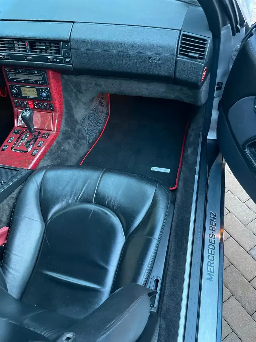 Gebraucht Mercedes SL320 224 PS (164 kW) 1998 Silber Cabrio