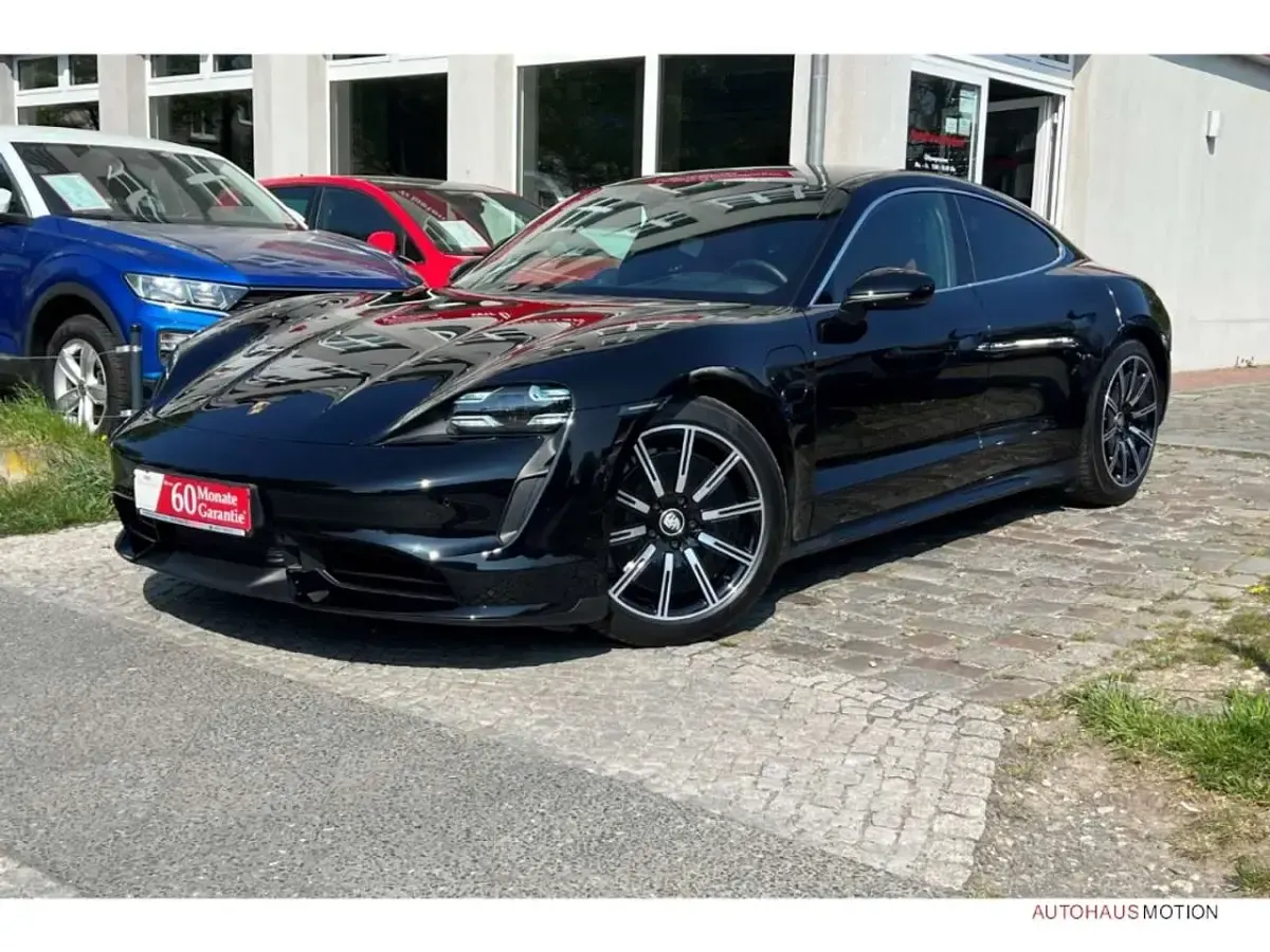 Gebraucht Porsche Taycan Turbo Chrono 500 kW (680 PS) 2024 Schwarz Limousine