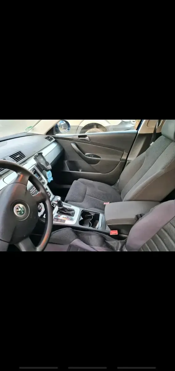 Gebraucht VW Passat 140 PS (102 kW) 2008 Blau Kombi