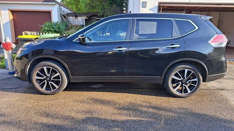 Schwarz Gebraucht 2014 Nissan X-Trail SUV | 12.000 € (Guter Preis) - Bild 1/4