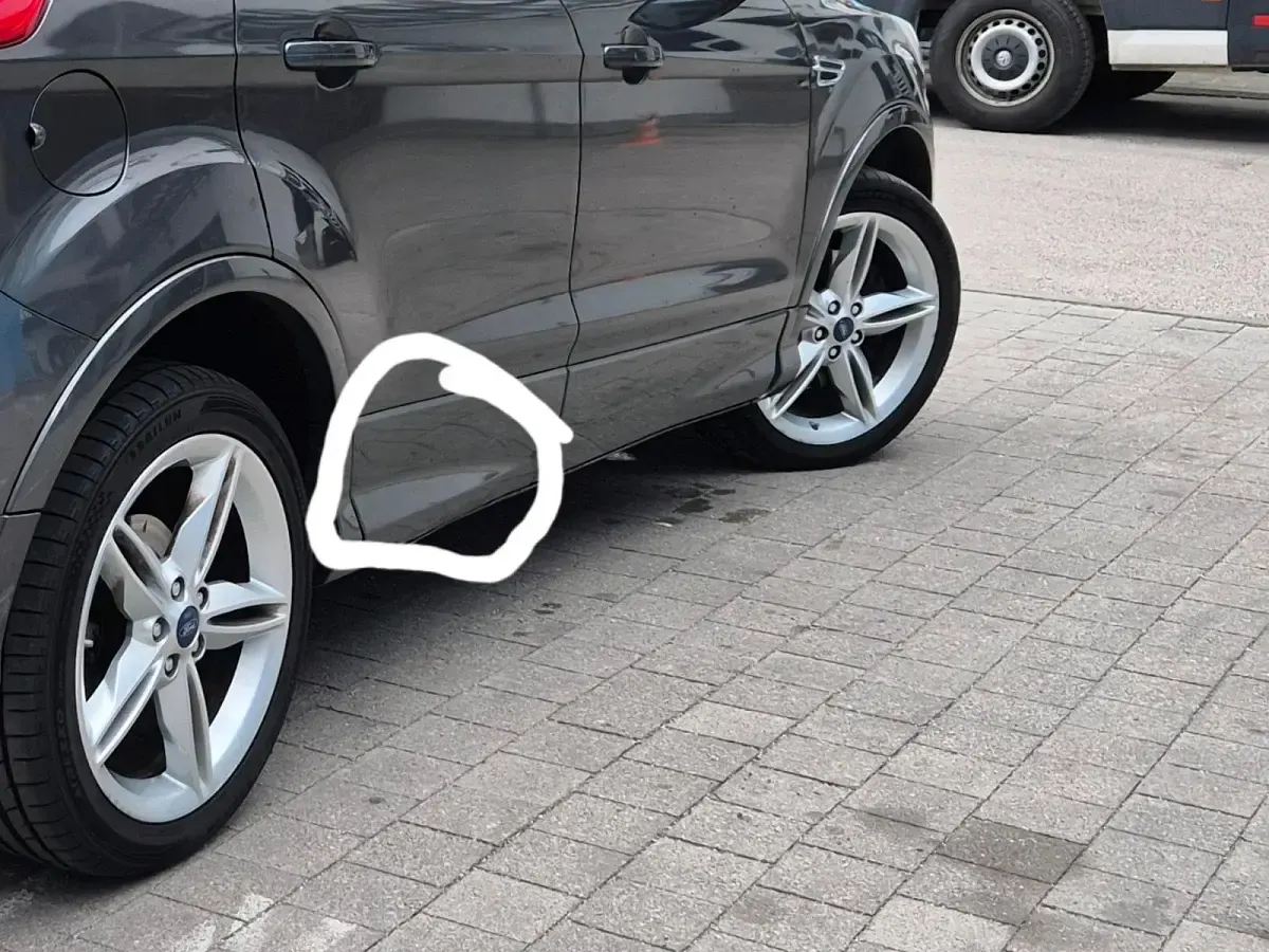 Gebraucht Ford Kuga 150 PS (110 kW) 2014 Grau SUV