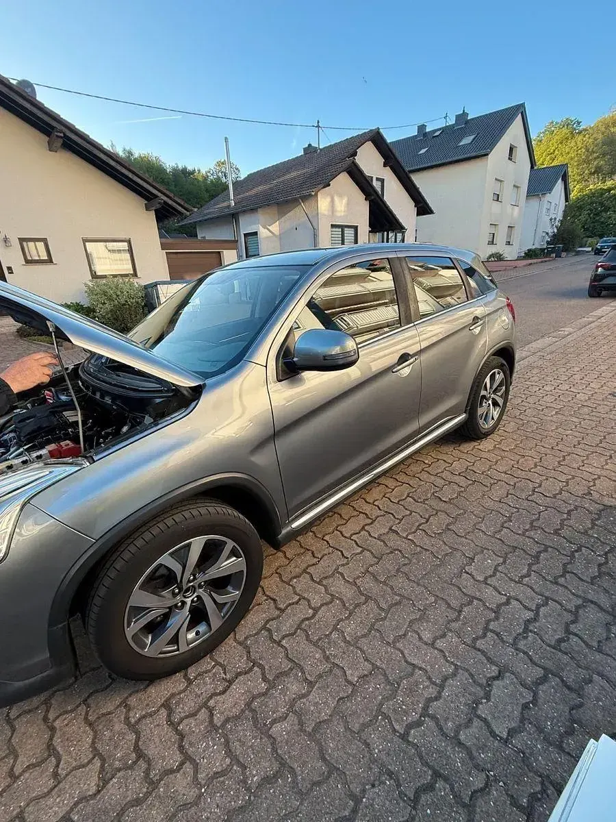 Gebraucht Citroën C4 Aircross Start 114 PS (83 kW) 2016 Grau SUV