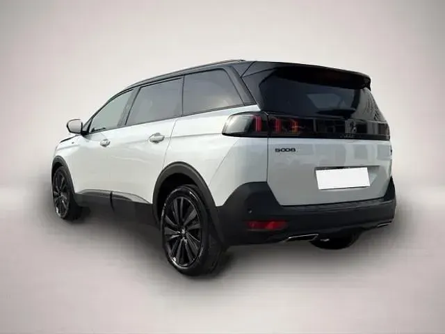 Gebraucht Peugeot 5008 GT 136 PS (100 kW) 2024 Manufacturer SUV