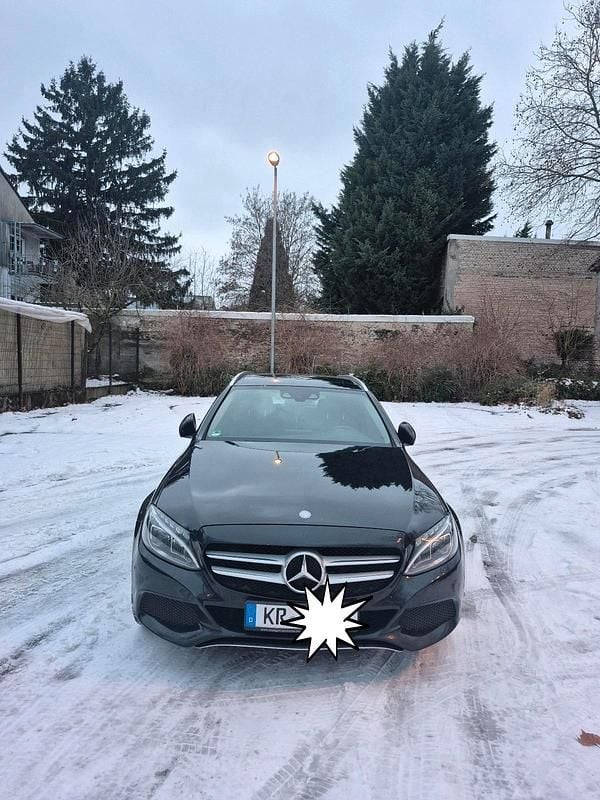 Schwarz Gebraucht 2014 Mercedes C220 Avantgarde Kombi | 14.450 € (Fairer Preis) - Bild 1/4