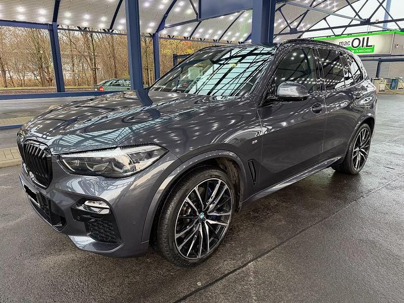 Grau Gebraucht 2019 BMW X5 M Sport SUV | 36.900 € (Teuer) - Bild 1/4