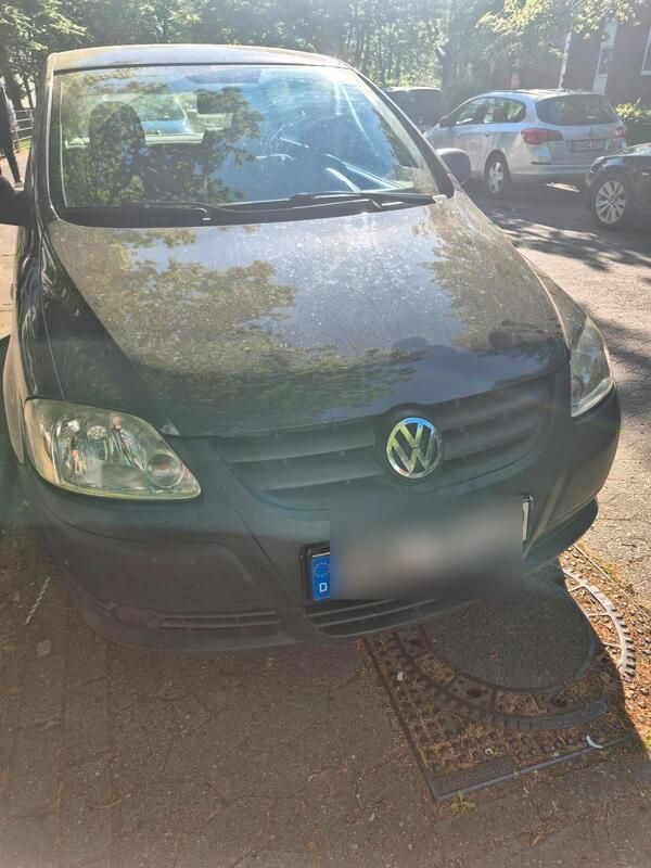 Braun Gebraucht 2010 VW Fox Kleinwagen | 600 € (Superpreis) - Bild 1/4