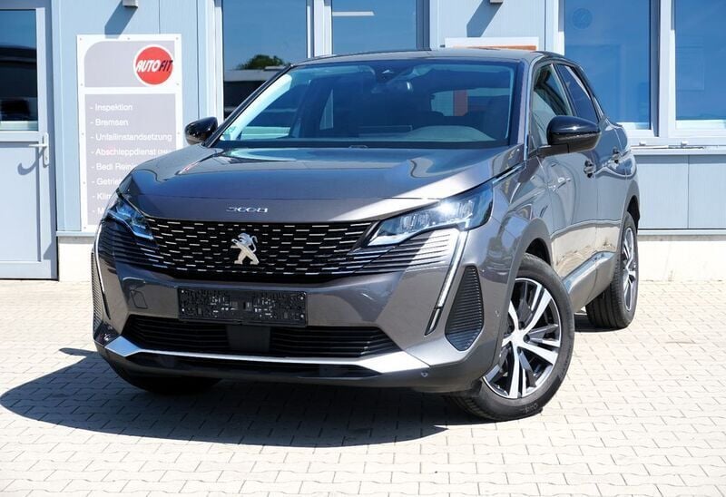 Grau Gebraucht 2022 Peugeot 3008 Active SUV | 20.989 € (Superpreis) - Bild 1/4