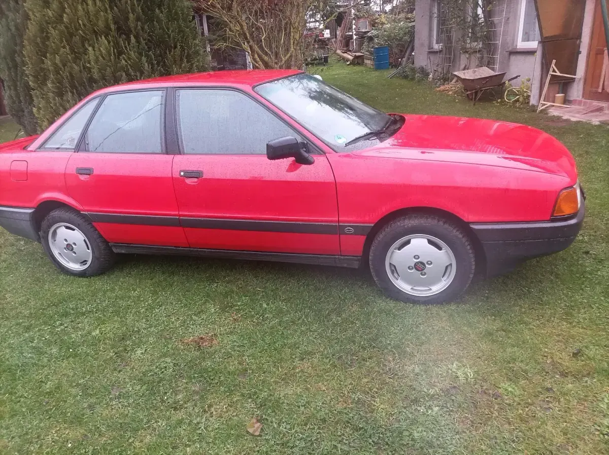 Gebraucht Audi 80 113 PS (83 kW) 1989 Rot Limousine