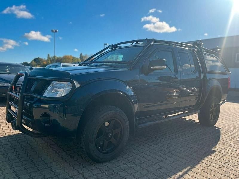 Schwarz Gebraucht 2011 Nissan Navara Abholung | 7.500 € (Fairer Preis) - Bild 1/4