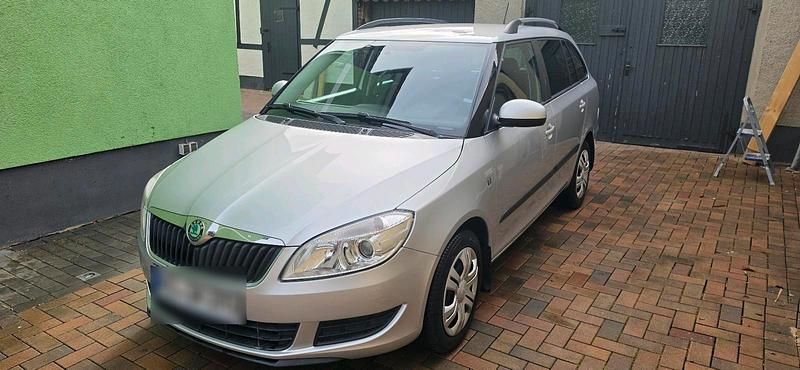 Gebraucht Skoda Fabia 90 PS (66 kW) 2012 Grau Kombi