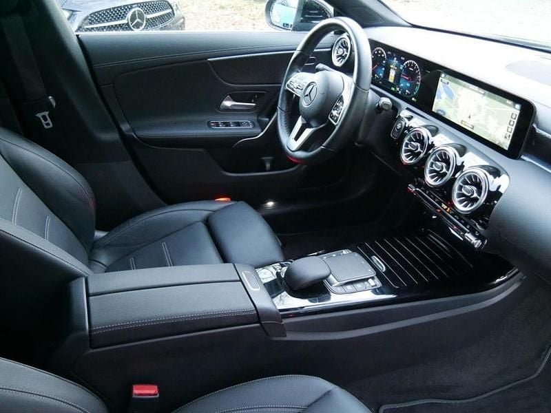 Gebraucht Mercedes CLA250e Shooting Brake Progressive 160 PS (117 kW) 2021 Schwarz Kombi