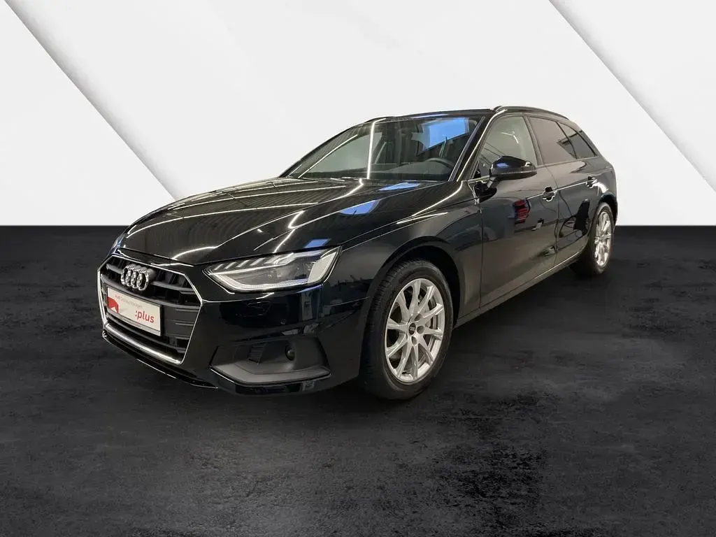 Gebraucht Audi A4 Ambiente 204 PS (150 kW) 2023 Mythosschwarz metallic Kombi