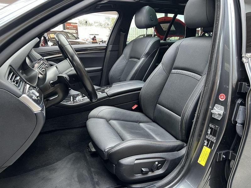 Gebraucht BMW 520 Luxury Line 190 PS (139 kW) 2017 Mineralgrau metallic Kombi