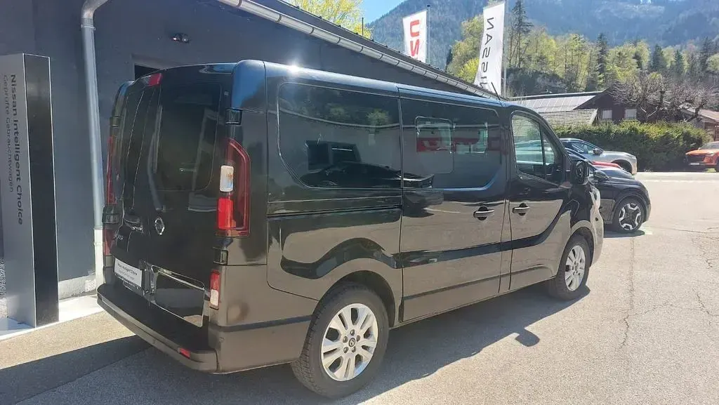 Gebraucht Nissan NV300 Tekna 170 PS (125 kW) 2021 Schwarz Van