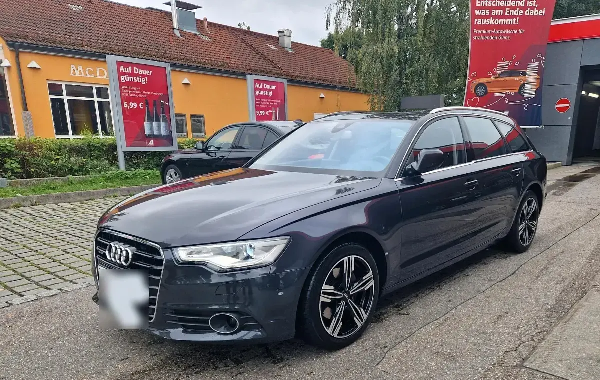 Gebraucht Audi A6 Comfort 204 PS (150 kW) 2012 Schwarz Kombi