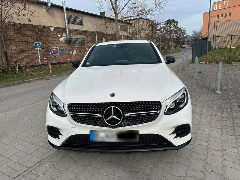 Gebraucht Mercedes GLC250 204 PS (150 kW) 2018 Weiß Limousine