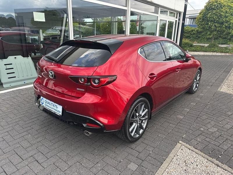 Gebraucht Mazda 3 Selection 150 PS (110 kW) 2023 Rot Limousine