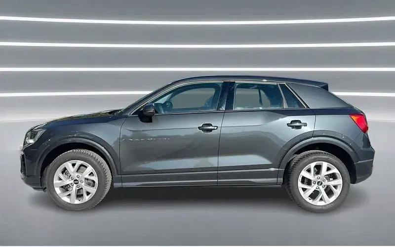 Gebraucht Audi Q2 Advanced 150 PS (110 kW) 2025 Manhattangrau metallic SUV