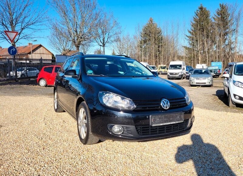 Gebraucht VW Golf VI Match 122 PS (89 kW) 2013 Schwarz Kleinwagen