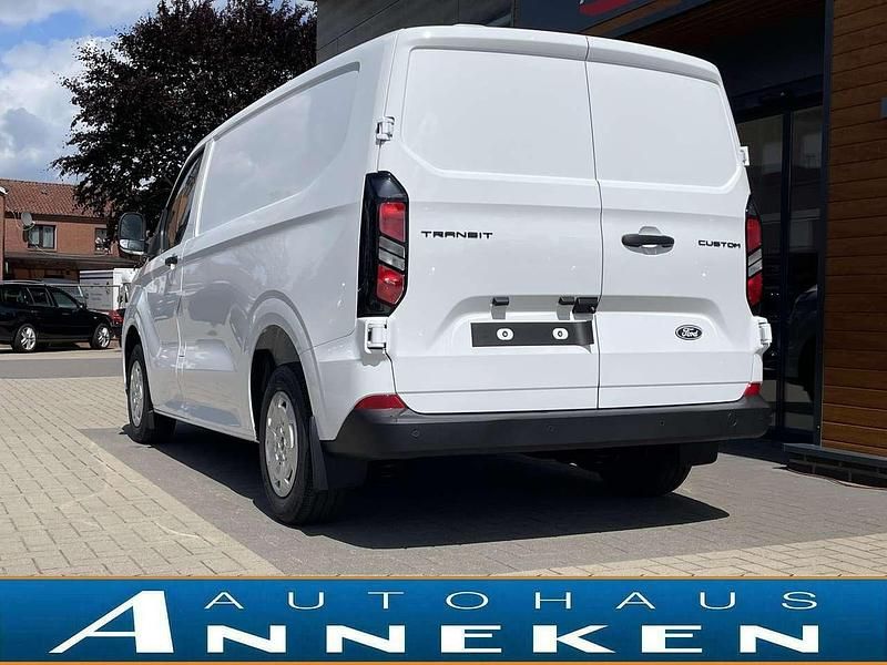 Gebraucht Ford Transit Custom Trend 110 PS (80 kW) 2025 Weiß Van / Kleinbus