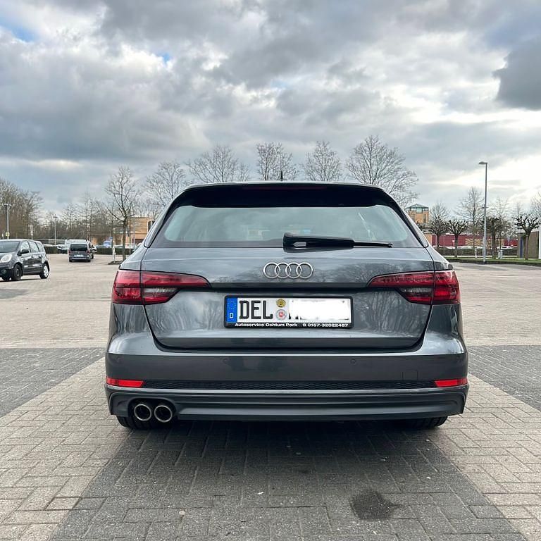 Gebraucht Audi A4 Ambiente 190 PS (139 kW) 2018 Grau Kombi