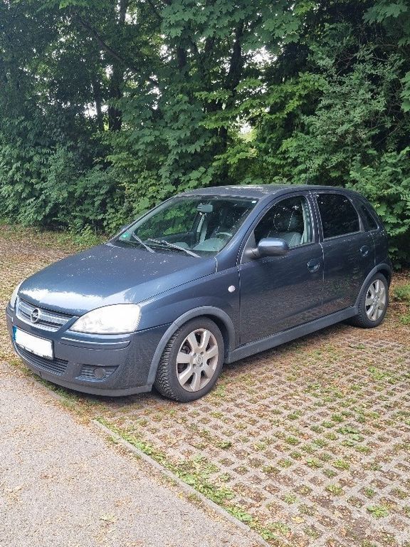 Blau Gebraucht 2006 Opel Corsa Limousine | 1.590 € (Superpreis) - Bild 1/4