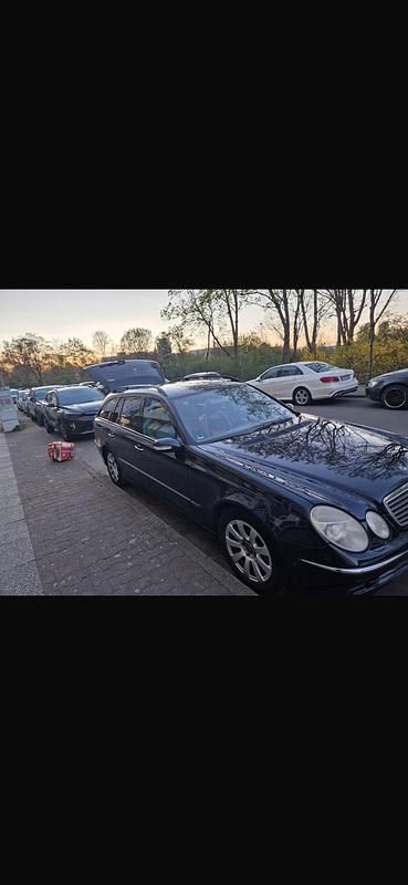 Gebraucht Mercedes E280 Avantgarde 2007 Blau Kombi