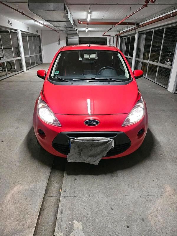 Gebraucht Ford Ka 70 PS (51 kW) 2014 Rot Kleinwagen