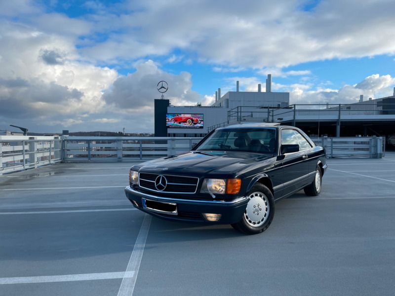 Blau Gebraucht 1990 Mercedes 560 Coupé | 33.900 € - Bild 1/4