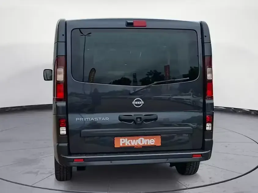 Gebraucht Nissan Primastar 170 PS (125 kW) 2025 Grau Van / Kleinbus