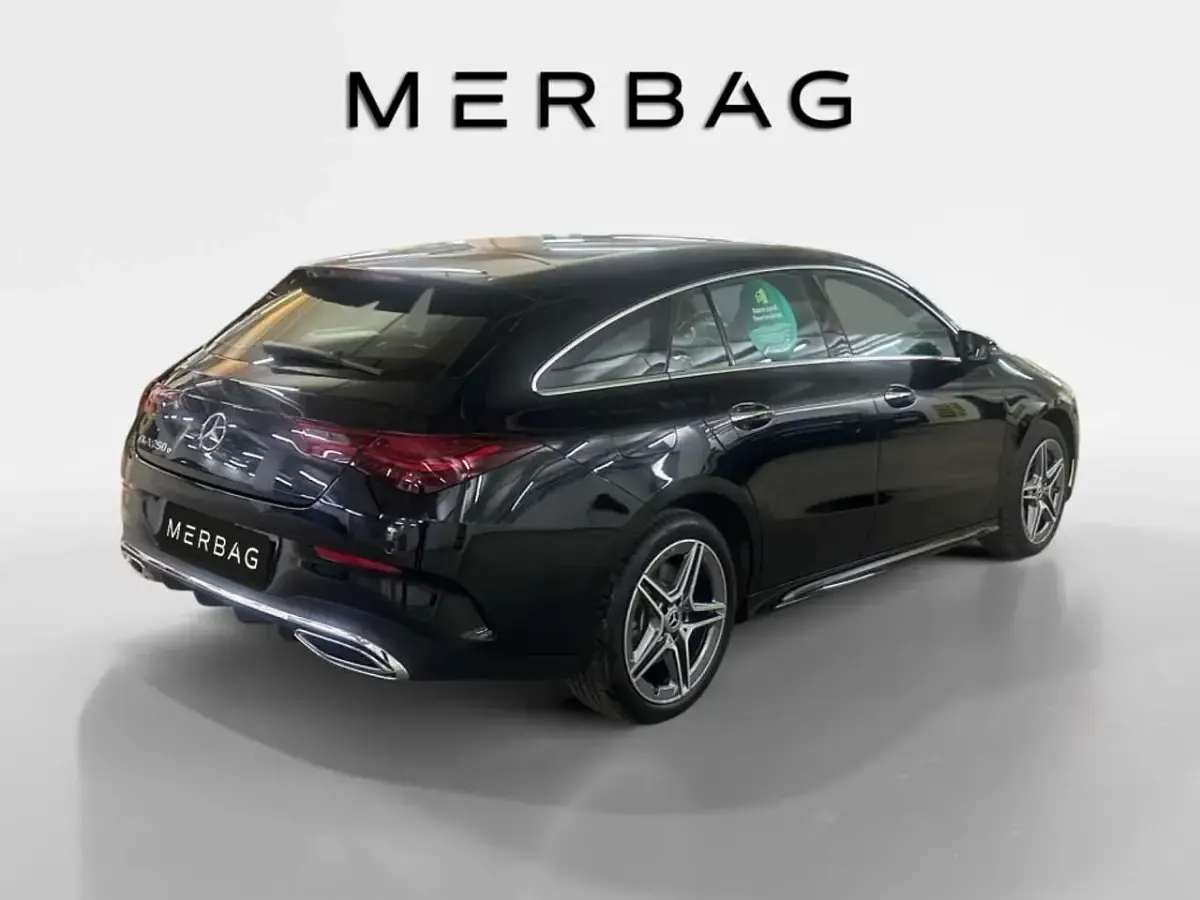 Gebraucht Mercedes CLA250e Premium 163 PS (119 kW) 2024 Schwarz Coupé