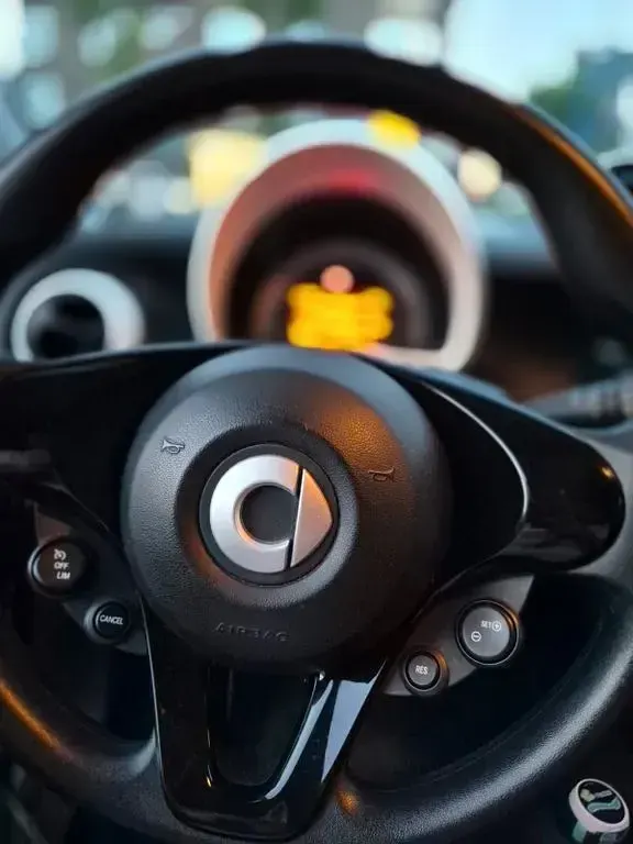 Gebraucht Smart ForFour 71 PS (52 kW) 2016 Schwarz Kleinwagen