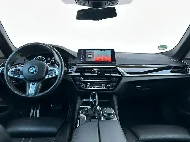 Gebraucht BMW M550 Performance 400 PS (294 kW) 2018 Grau Limousine