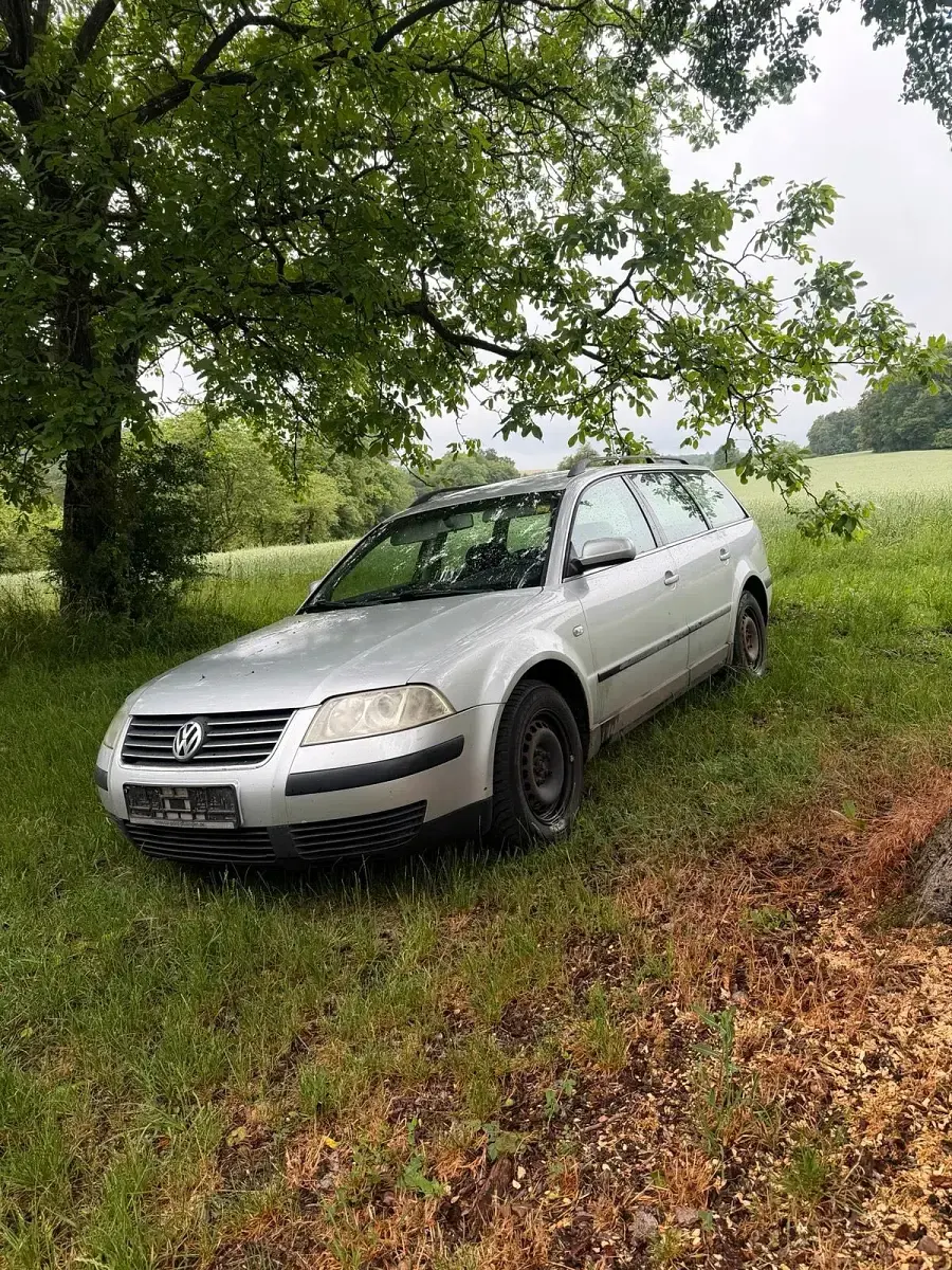 Gebraucht VW Passat 101 PS (74 kW) 2003 Kombi
