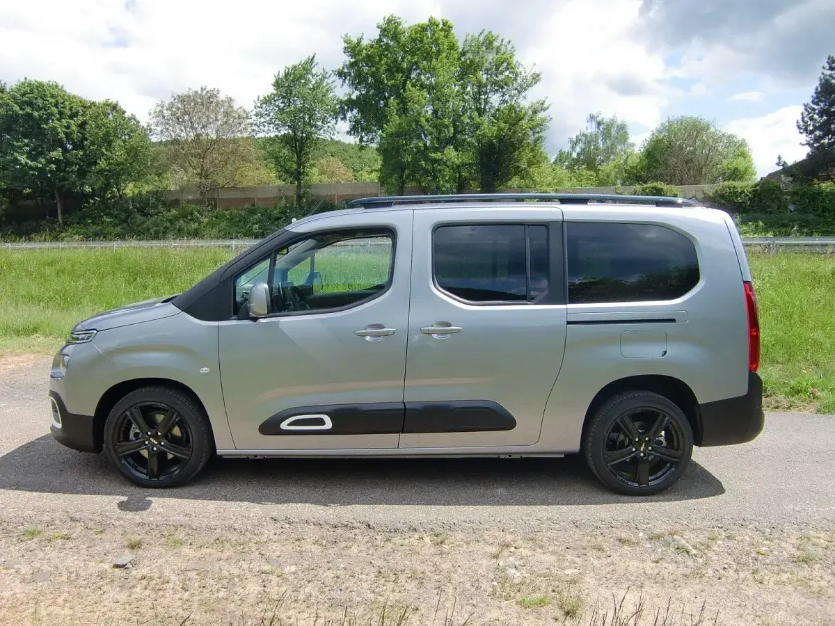 Gebraucht Citroën Berlingo Feel 110 PS (80 kW) 2019 Silber Van / Kleinbus
