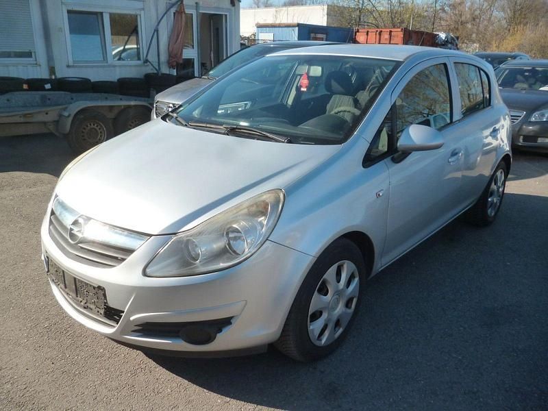 Gebraucht Opel Corsa Edition 75 PS (55 kW) 2009 Silber Kleinwagen